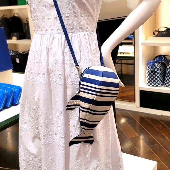 kate spade Handbags - Kate Spade blue multi whale crossbody Shore Thing